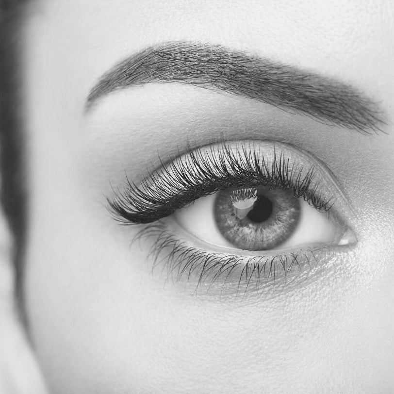 Expert Permanent Eye Makeup Services by a Professional - Lash lift